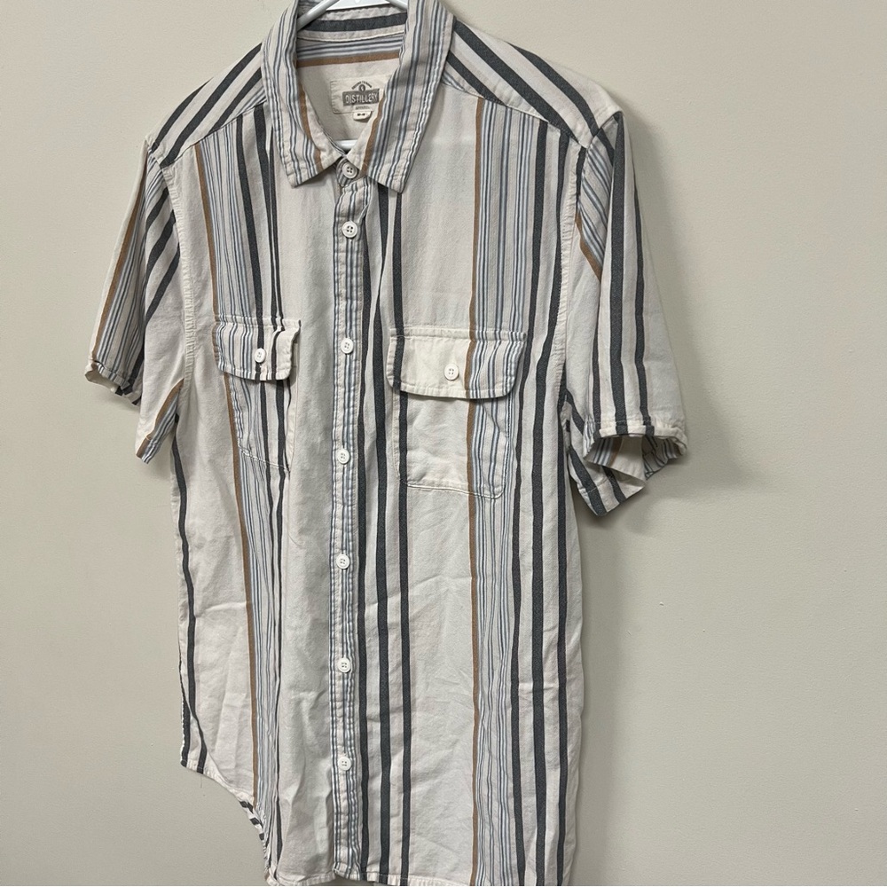 Distillery Men's Striped Button-Down Shirt - Cream Blue and Tan